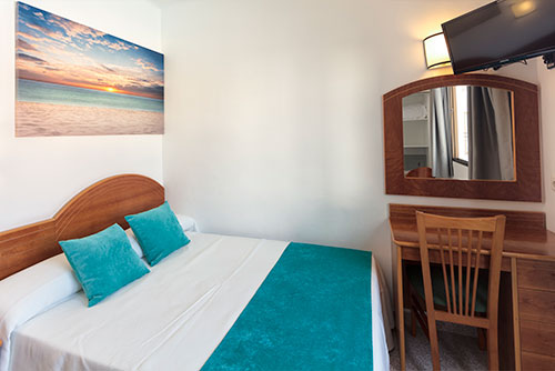 Habitacion Doble. Hotel Brisa. Ibiza.